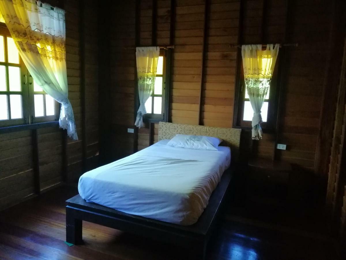 เฟื่องฟู วิลล่า เฉวง เกาะสมุย ภายนอก รูปภาพ
