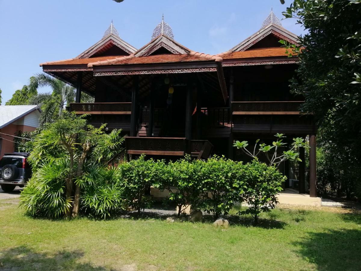 เฟื่องฟู วิลล่า เฉวง เกาะสมุย ภายนอก รูปภาพ