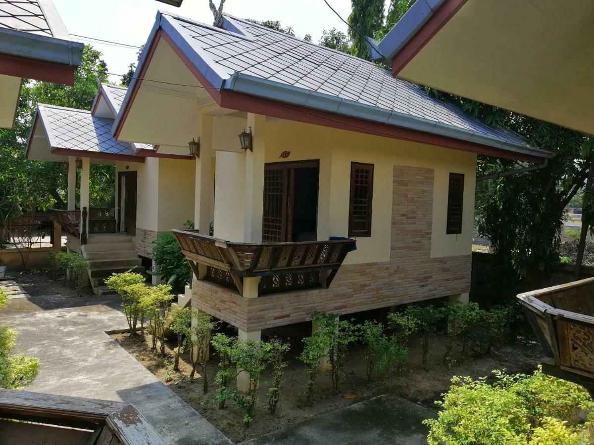 เฟื่องฟู วิลล่า เฉวง เกาะสมุย ภายนอก รูปภาพ